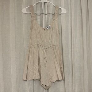 princess polly beige flowy romper